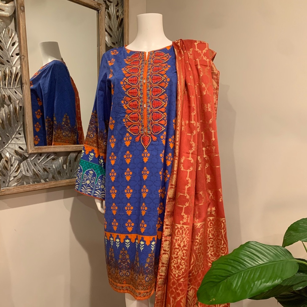 Chinyere 2PCS Suit  
Pakistani and Indian